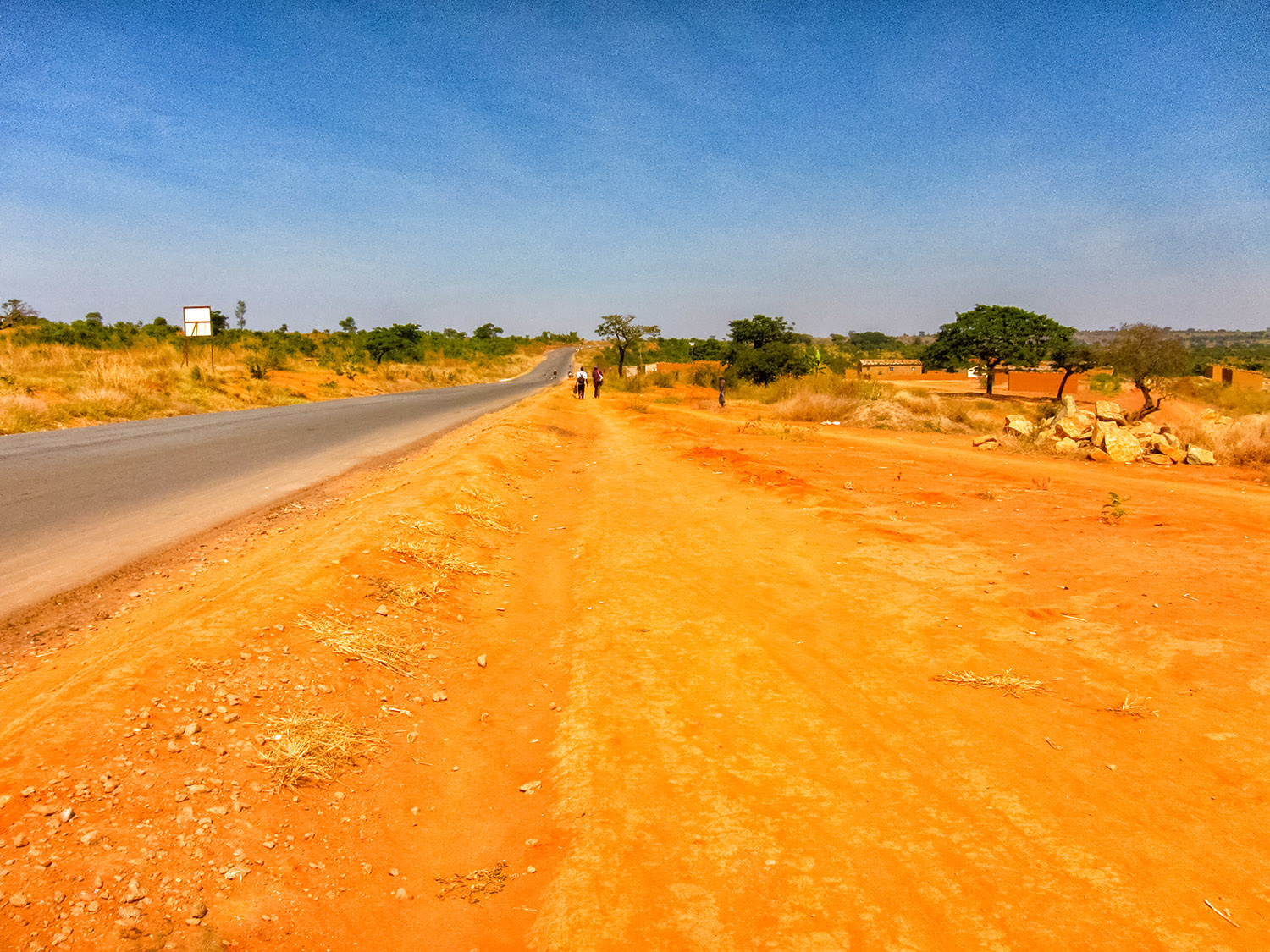 アンゴラの幹線道路