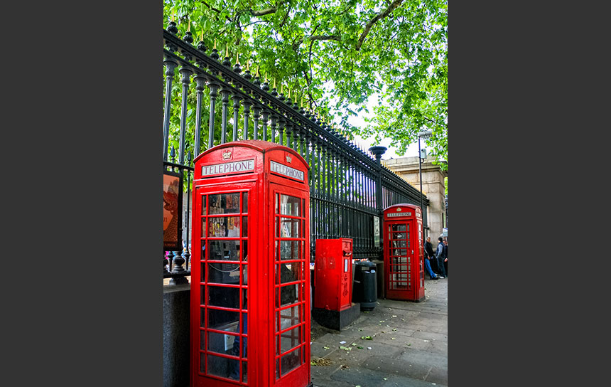 ロンドンの赤い電話ボックス
