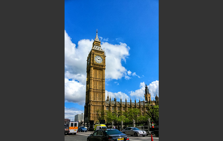 ロンドン、ビックベンの大時計
