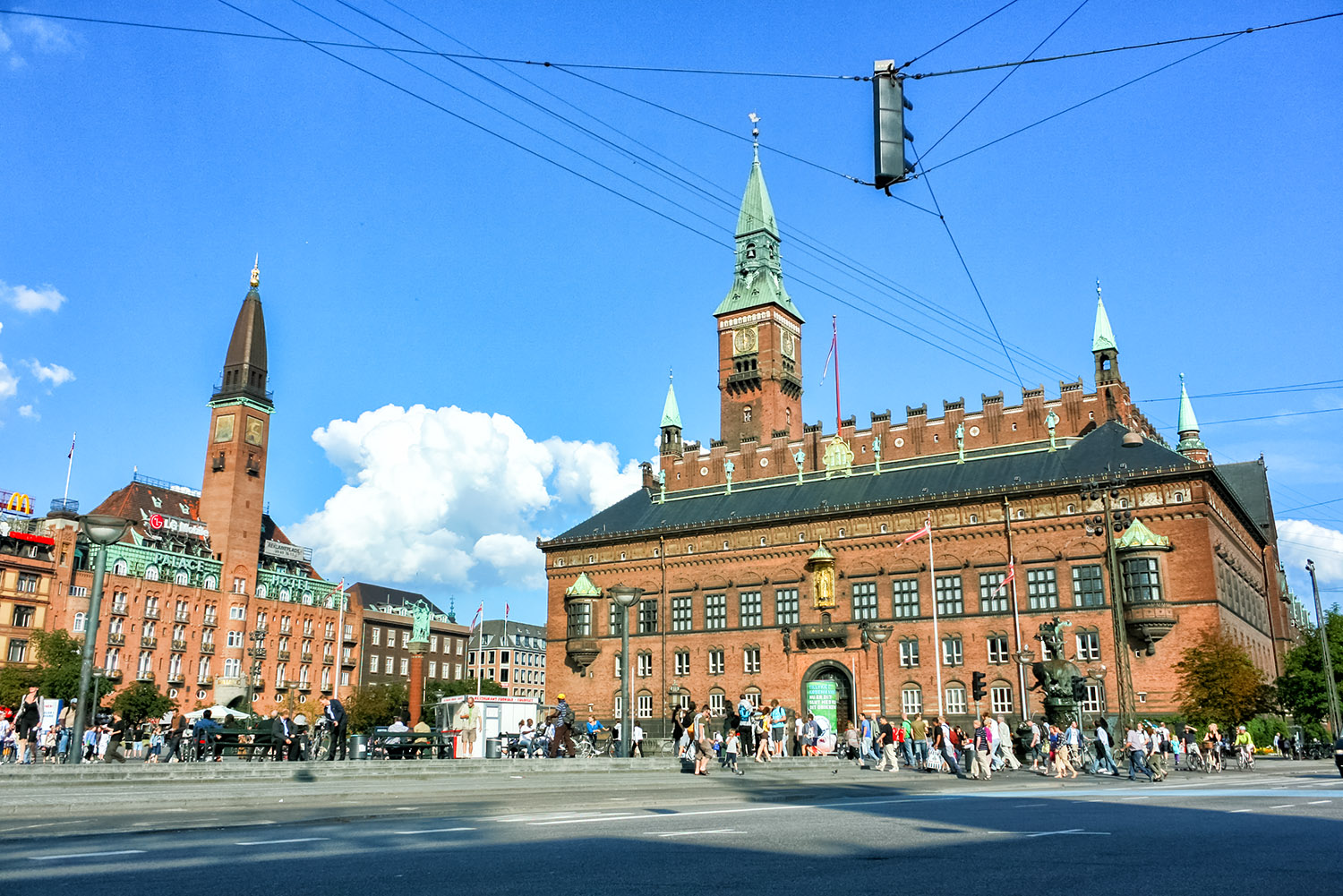 デンマーク･コペンハーゲンの証券取引所前広場