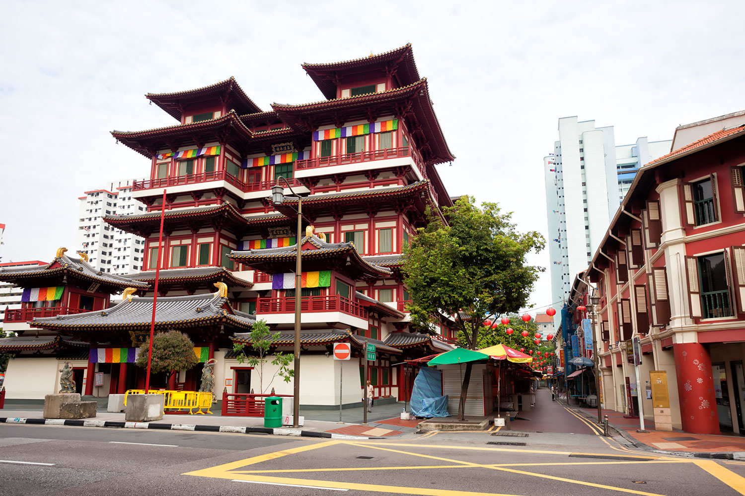 シンガポール・チャイナタウンの新加坡佛牙寺龍牙院