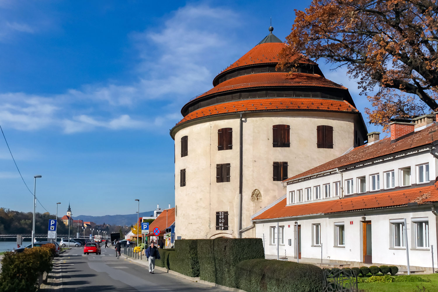 スロベニア第二の都市マリボルのジャッジメントタワー